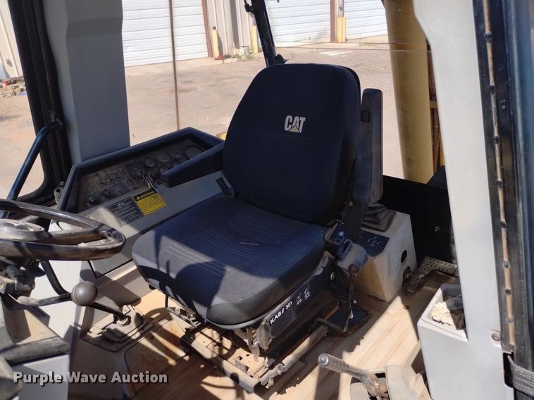 image for item DK8764 1994 Caterpillar 426B  backhoe