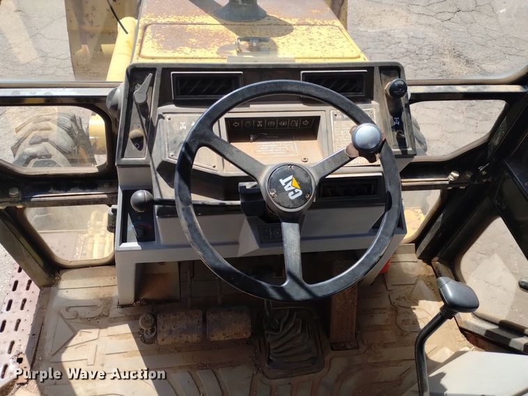 image for item DK8764 1994 Caterpillar 426B  backhoe