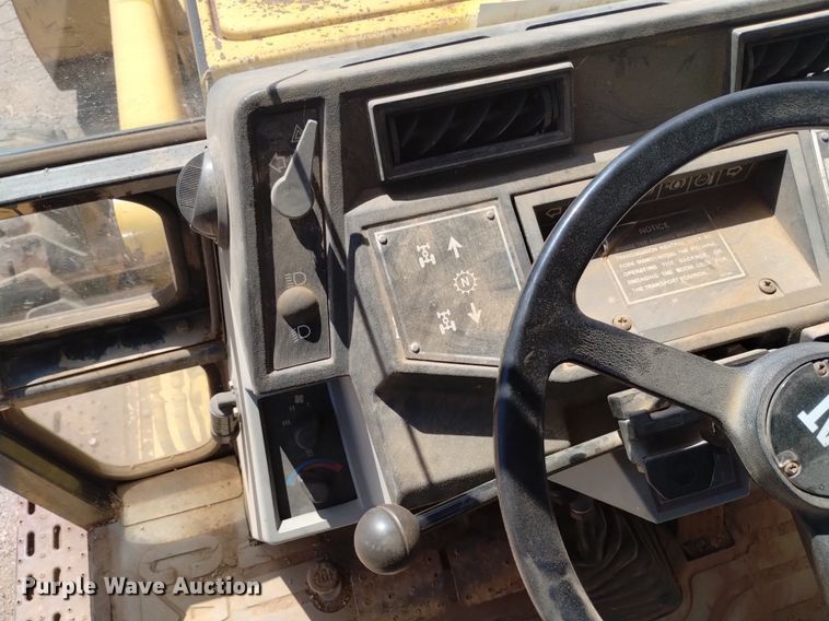 image for item DK8764 1994 Caterpillar 426B  backhoe