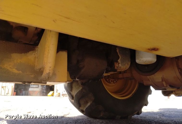 image for item DK8764 1994 Caterpillar 426B  backhoe