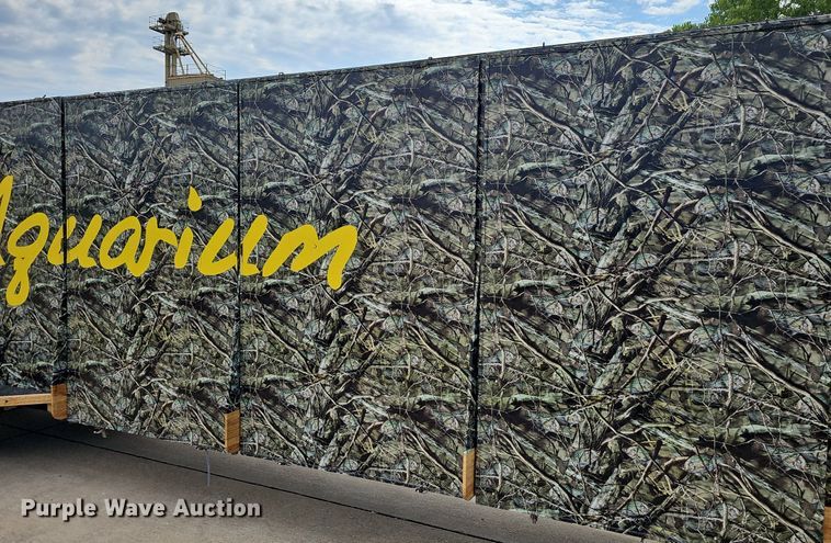 image for item DN8589 Mobile aquarium