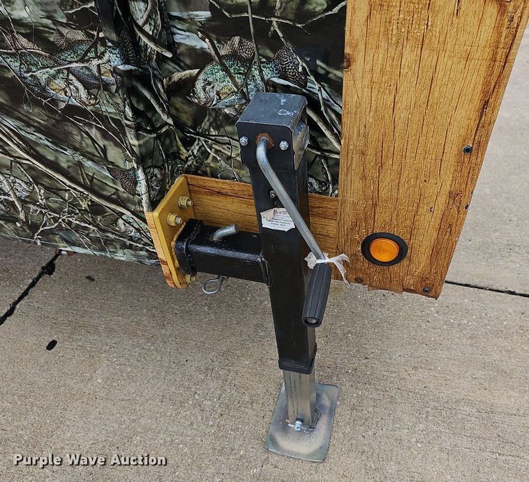 image for item DN8589 Mobile aquarium