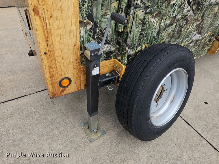 image for item DN8589 Mobile aquarium