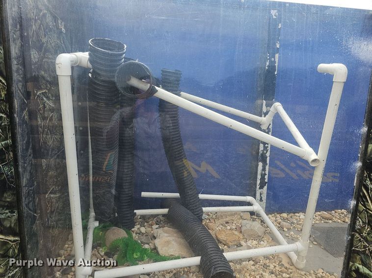 image for item DN8589 Mobile aquarium