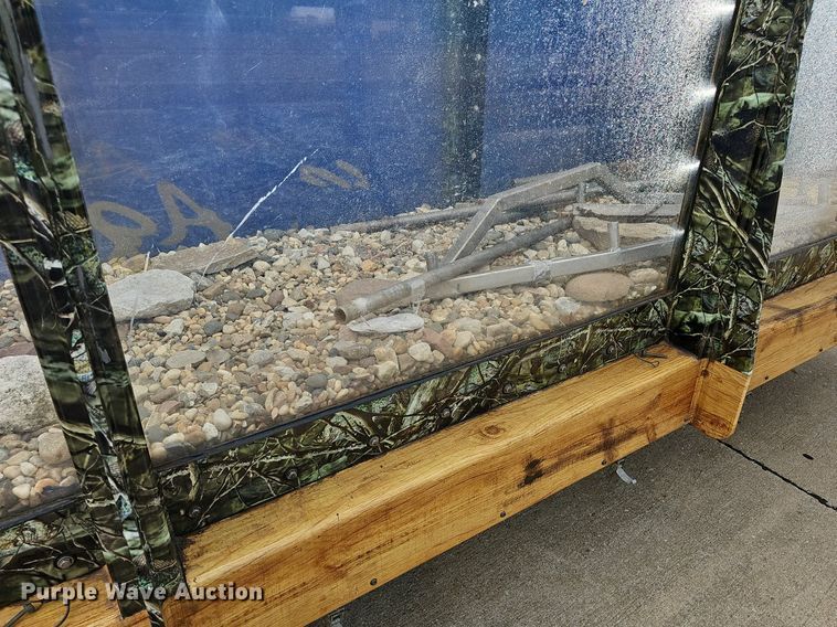 image for item DN8589 Mobile aquarium