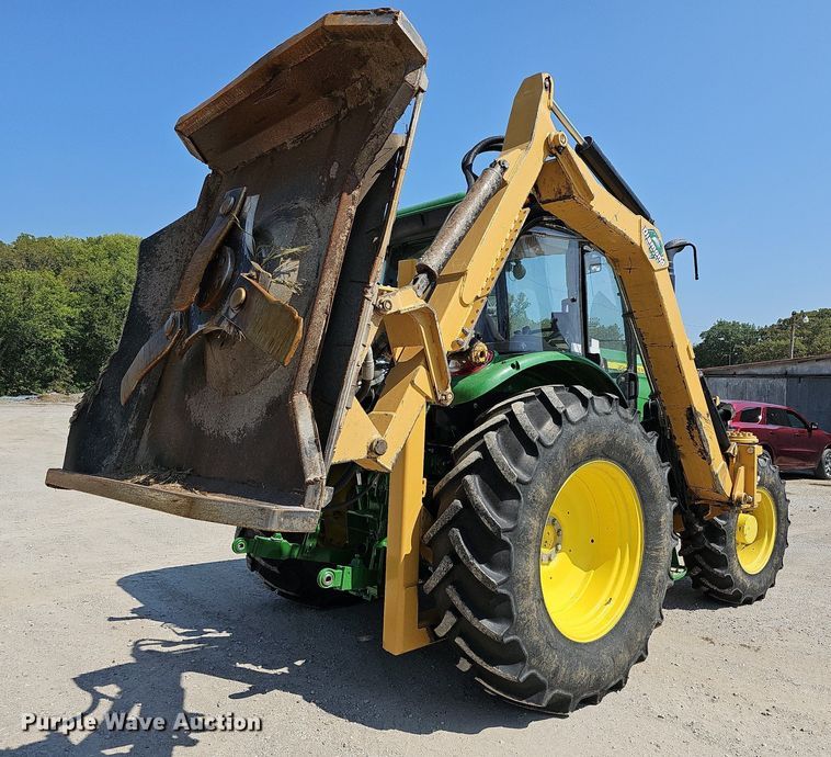 image for item DN8600 2016 John Deere 6120E  MFWD tractor