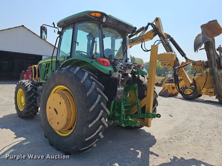 image for item DN8600 2016 John Deere 6120E  MFWD tractor