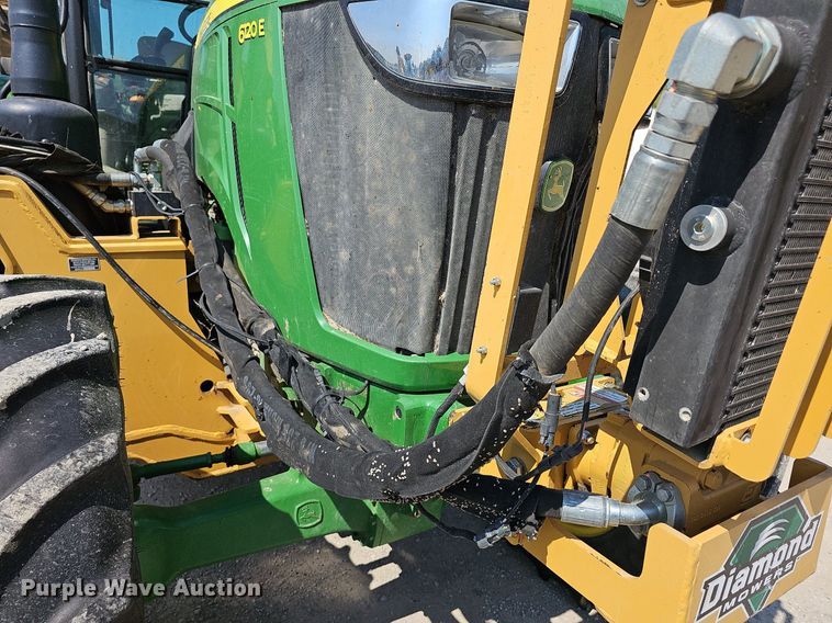 image for item DN8600 2016 John Deere 6120E  MFWD tractor