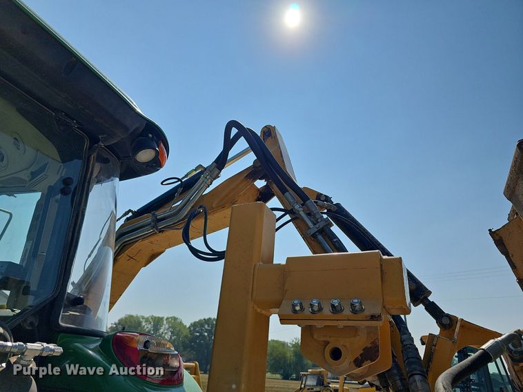 image for item DN8600 2016 John Deere 6120E  MFWD tractor