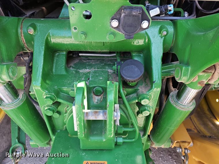 image for item DN8600 2016 John Deere 6120E  MFWD tractor