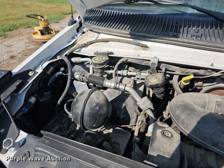 image for item DN8630 2017 Ford E450 Super Duty  shuttle bus