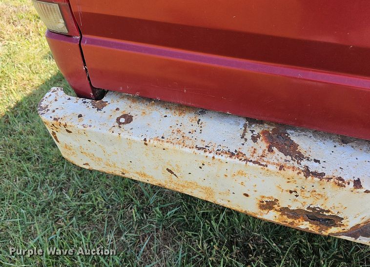 image for item DN8631 1996 Ford F150  pickup truck