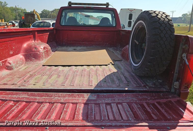 image for item DN8631 1996 Ford F150  pickup truck