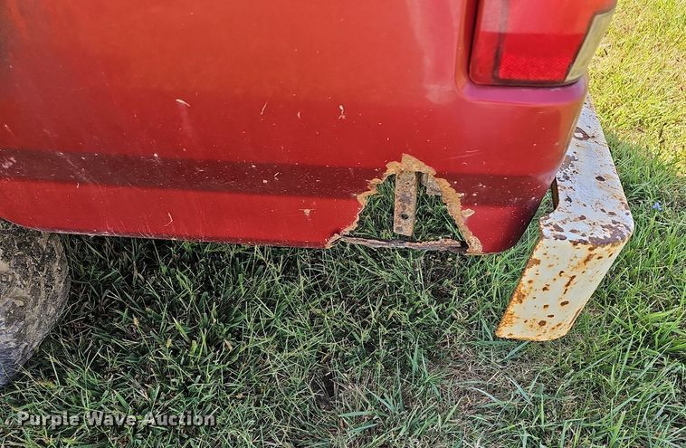 image for item DN8631 1996 Ford F150  pickup truck