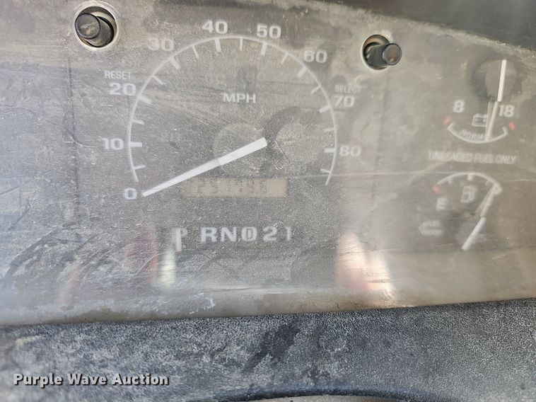 image for item DN8631 1996 Ford F150  pickup truck