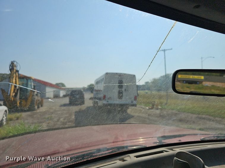 image for item DN8631 1996 Ford F150  pickup truck