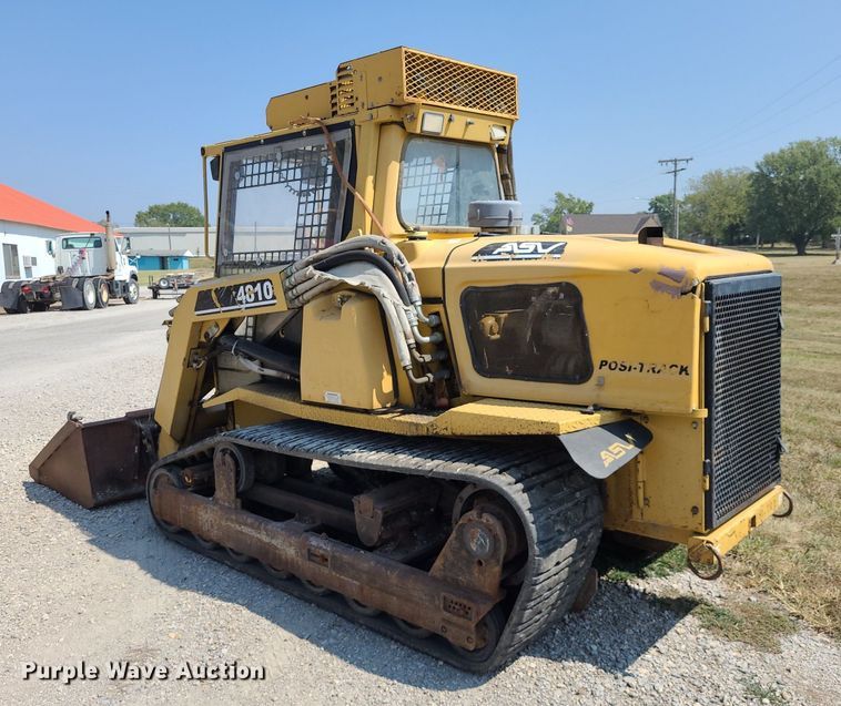 image for item DN8633 2000 ASV Posi-Track 4810  tracked skid steer loader