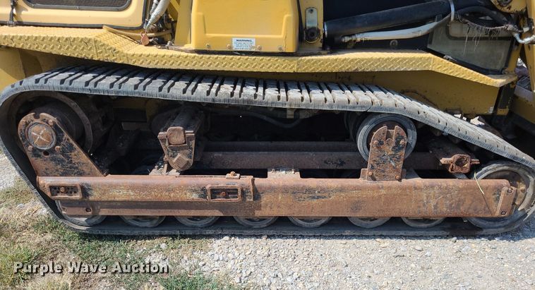 image for item DN8633 2000 ASV Posi-Track 4810  tracked skid steer loader