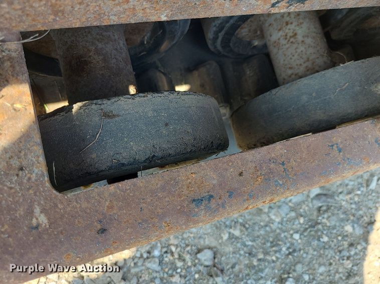 image for item DN8633 2000 ASV Posi-Track 4810  tracked skid steer loader