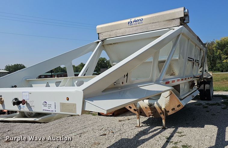 image for item DN8634 2018 Trail King TKBD22402  bottom dump trailer