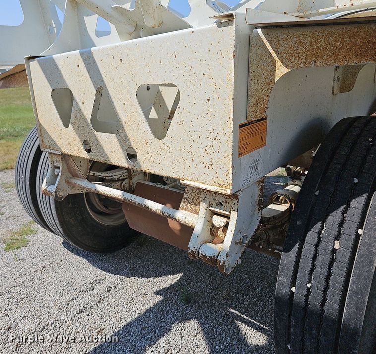 image for item DN8634 2018 Trail King TKBD22402  bottom dump trailer