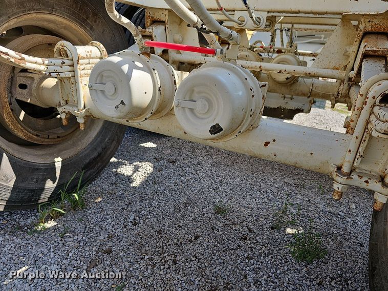 image for item DN8634 2018 Trail King TKBD22402  bottom dump trailer