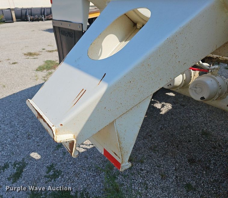 image for item DN8634 2018 Trail King TKBD22402  bottom dump trailer