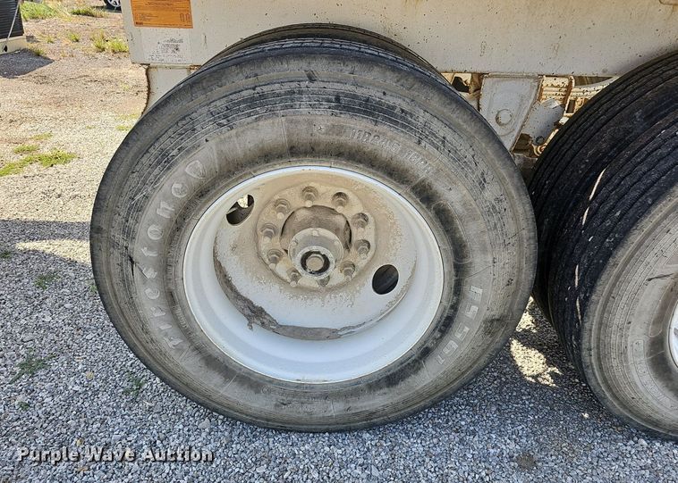 image for item DN8634 2018 Trail King TKBD22402  bottom dump trailer