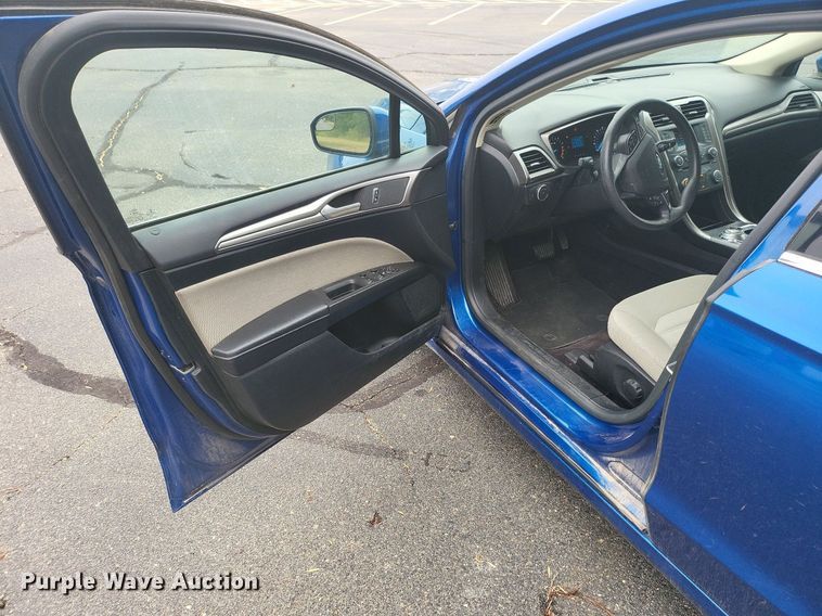 image for item DN8635 2017 Ford Fusion