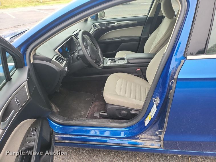 image for item DN8635 2017 Ford Fusion