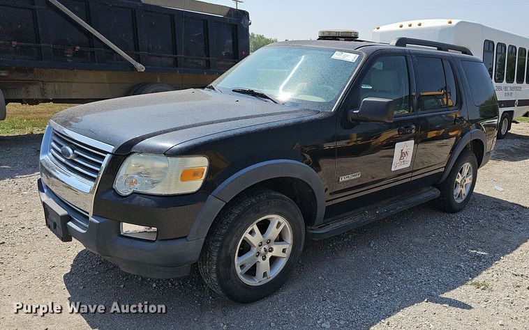 image for item DN8665 2007 Ford Explorer XLT  SUV