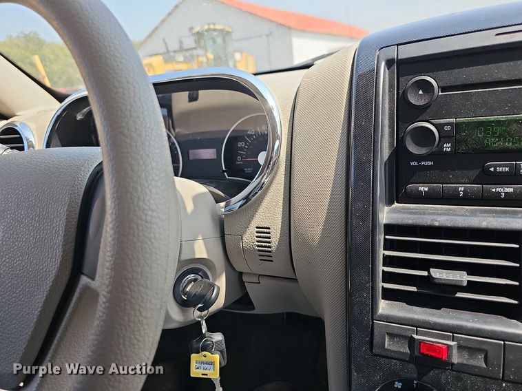 image for item DN8665 2007 Ford Explorer XLT  SUV