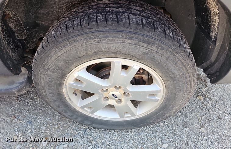 image for item DN8665 2007 Ford Explorer XLT  SUV