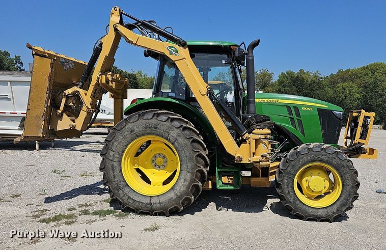 image for item DN8692 2020 John Deere 6105E  MFWD tractor