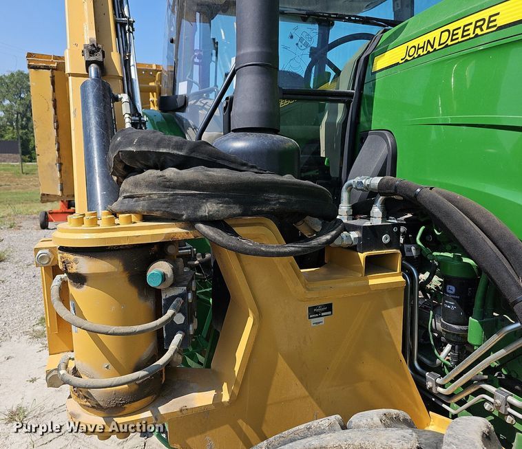 image for item DN8692 2020 John Deere 6105E  MFWD tractor