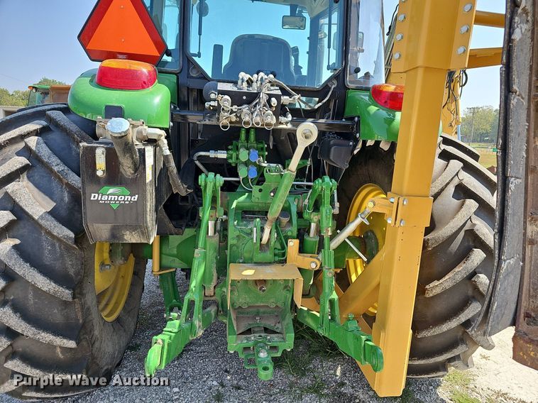 image for item DN8692 2020 John Deere 6105E  MFWD tractor