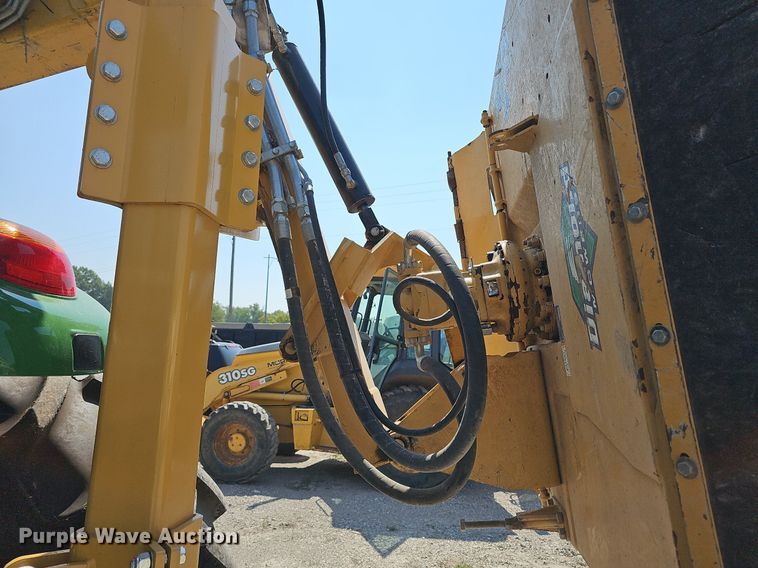 image for item DN8692 2020 John Deere 6105E  MFWD tractor