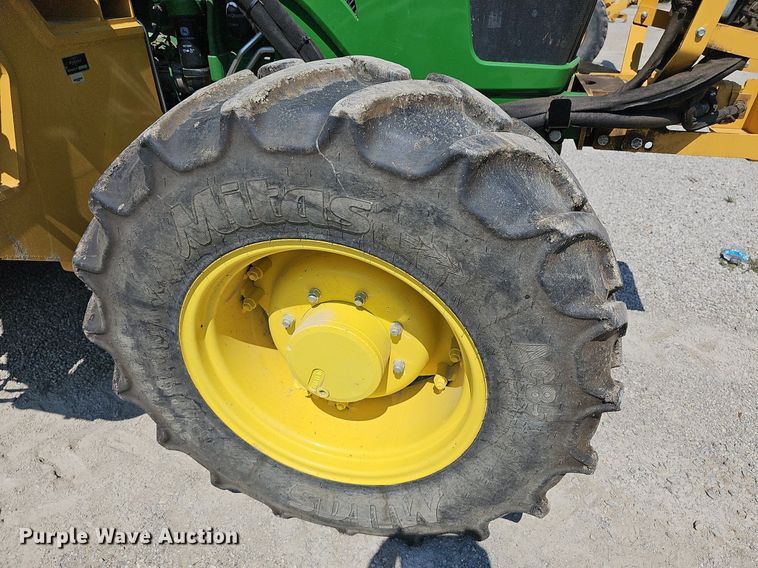 image for item DN8692 2020 John Deere 6105E  MFWD tractor