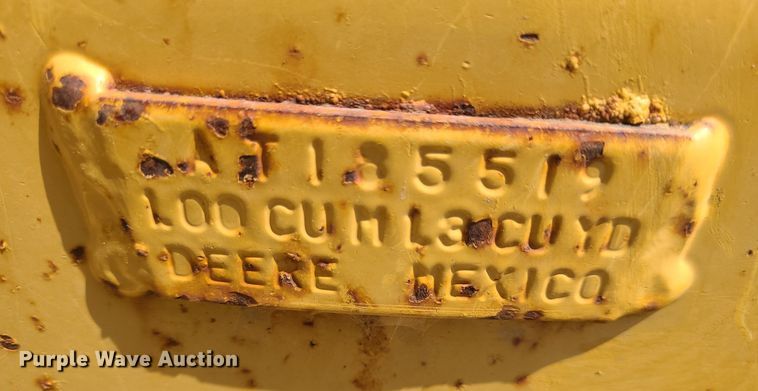 image for item DN8693 2003 John Deere 310SG  backhoe