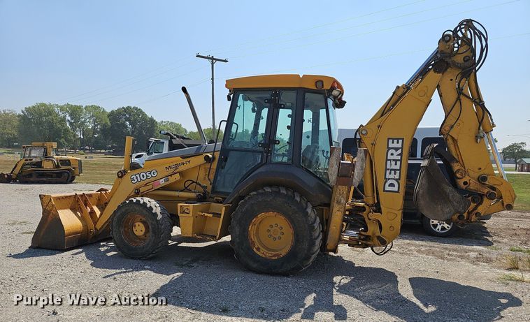 image for item DN8694 2005 John Deere 310SG  backhoe