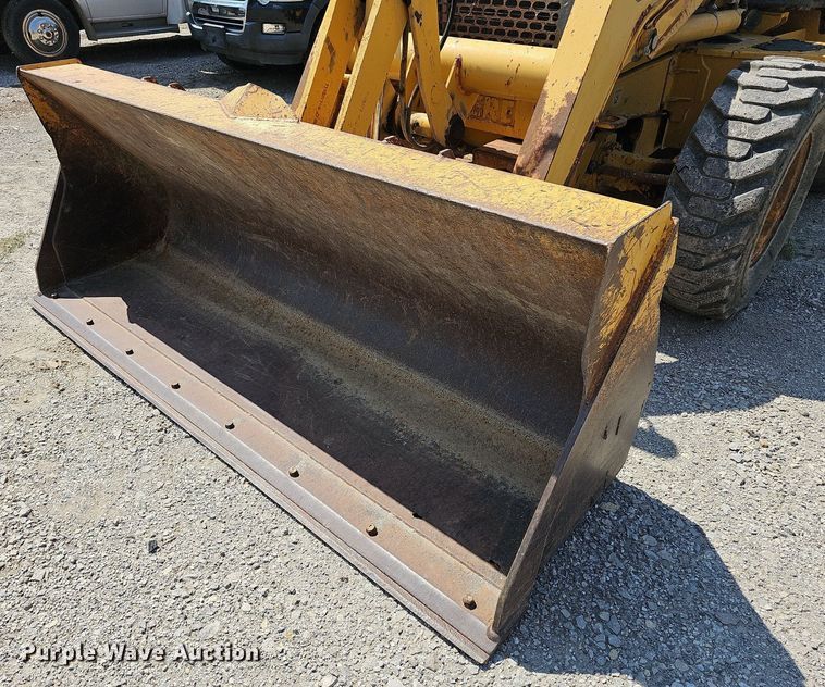 image for item DN8694 2005 John Deere 310SG  backhoe