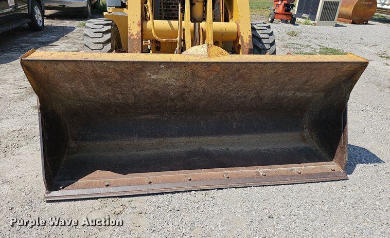 image for item DN8694 2005 John Deere 310SG  backhoe