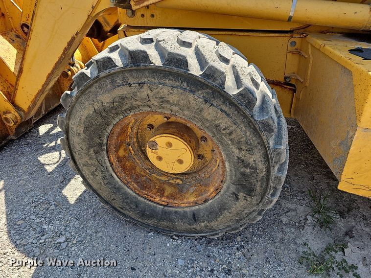 image for item DN8694 2005 John Deere 310SG  backhoe