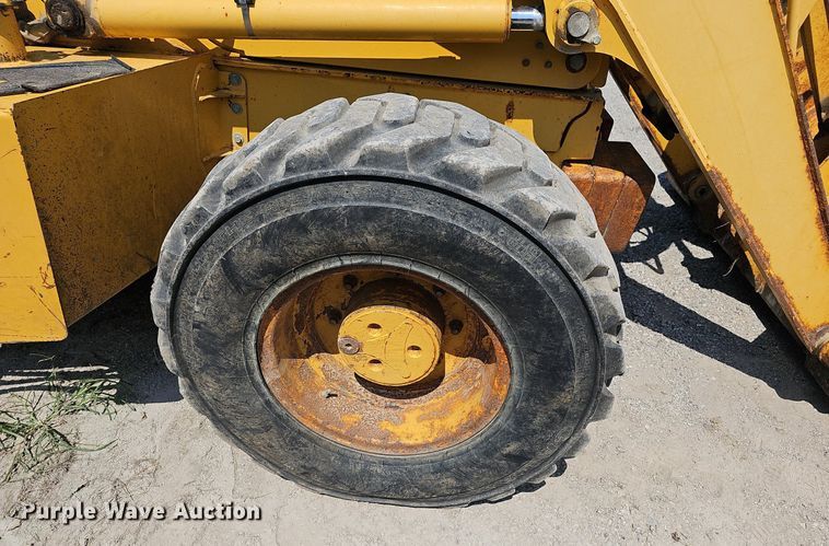 image for item DN8694 2005 John Deere 310SG  backhoe