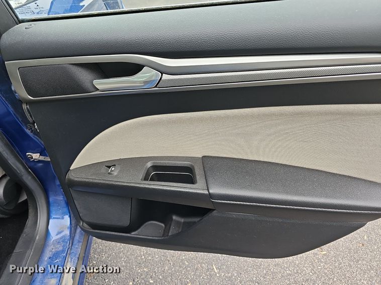 image for item DN8717 2017 Ford Fusion