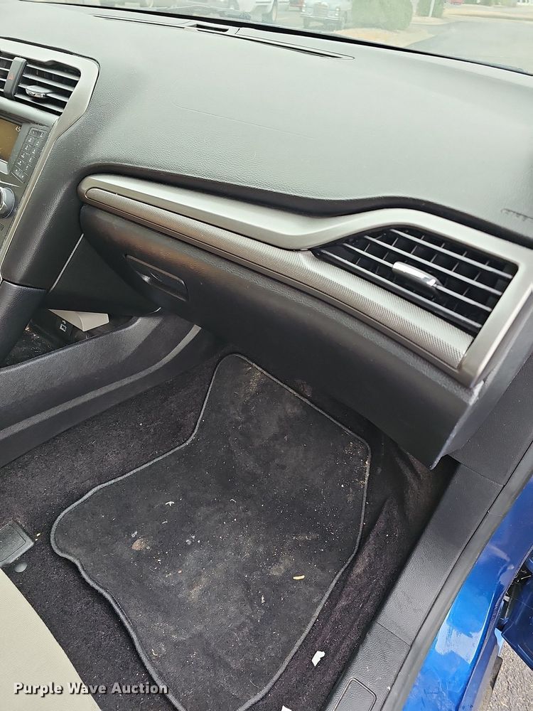 image for item DN8717 2017 Ford Fusion