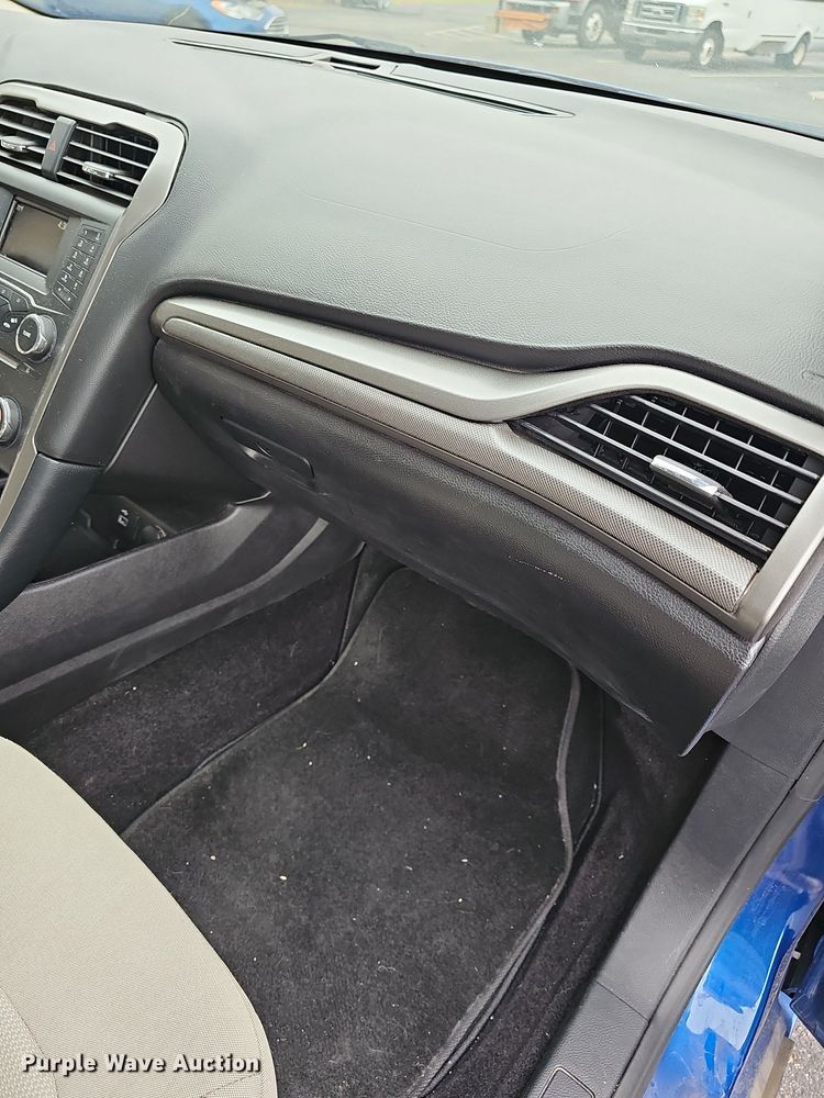 image for item DN8718 2017 Ford Fusion