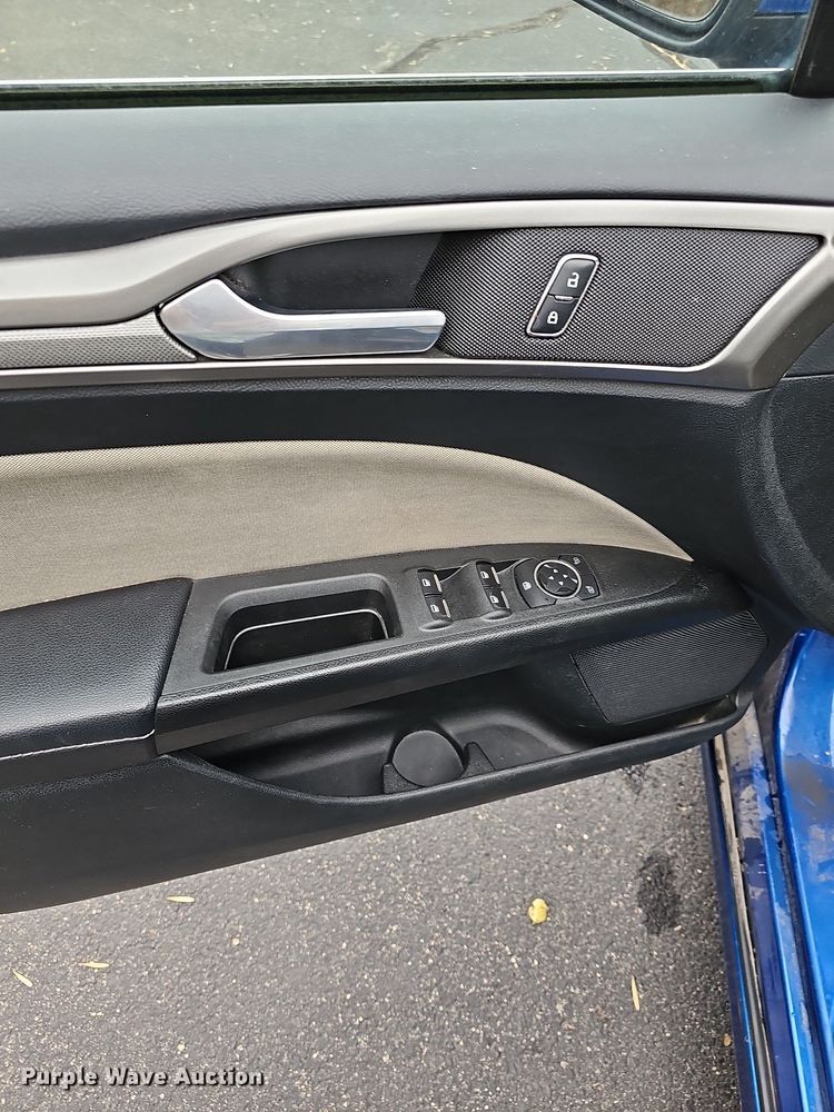 image for item DN8718 2017 Ford Fusion