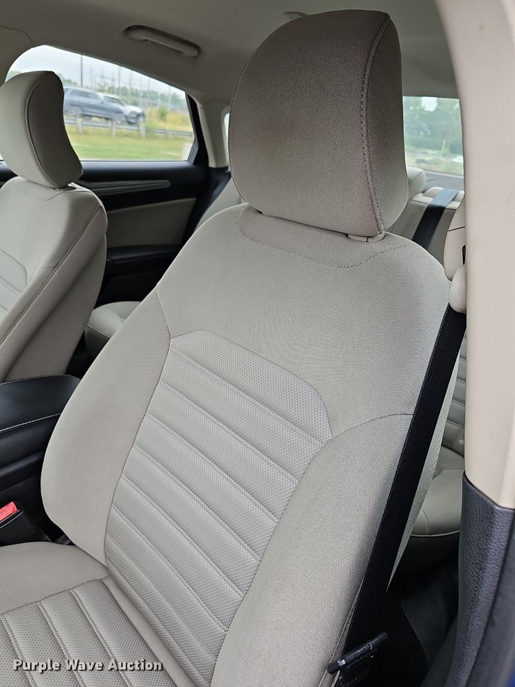 image for item DN8718 2017 Ford Fusion