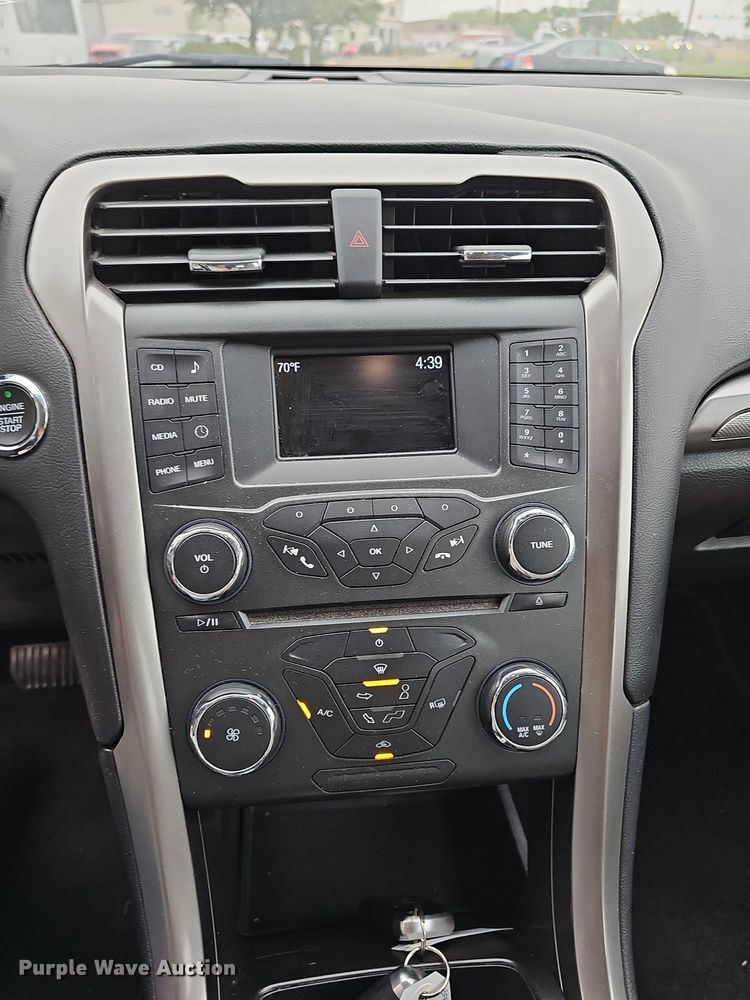 image for item DN8718 2017 Ford Fusion